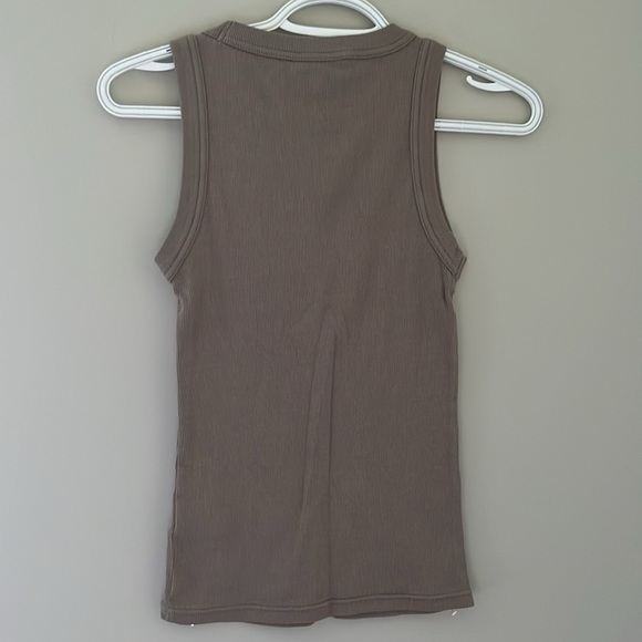 Tahari Taupe Sleeveless Tank Top - Picture 2 of 3